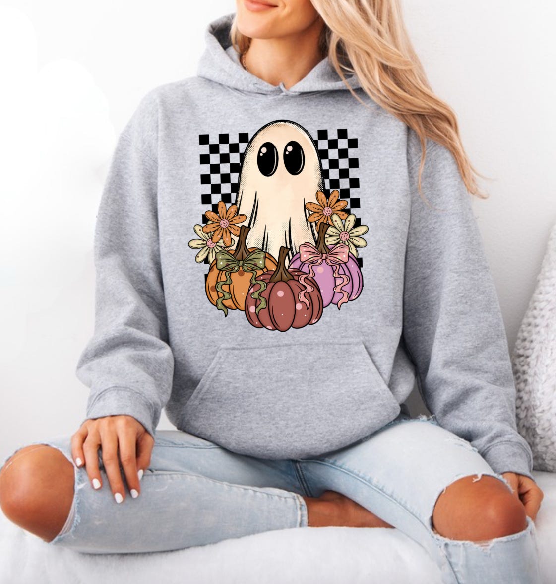 Cozy Checkered Ghost & Pumpkins