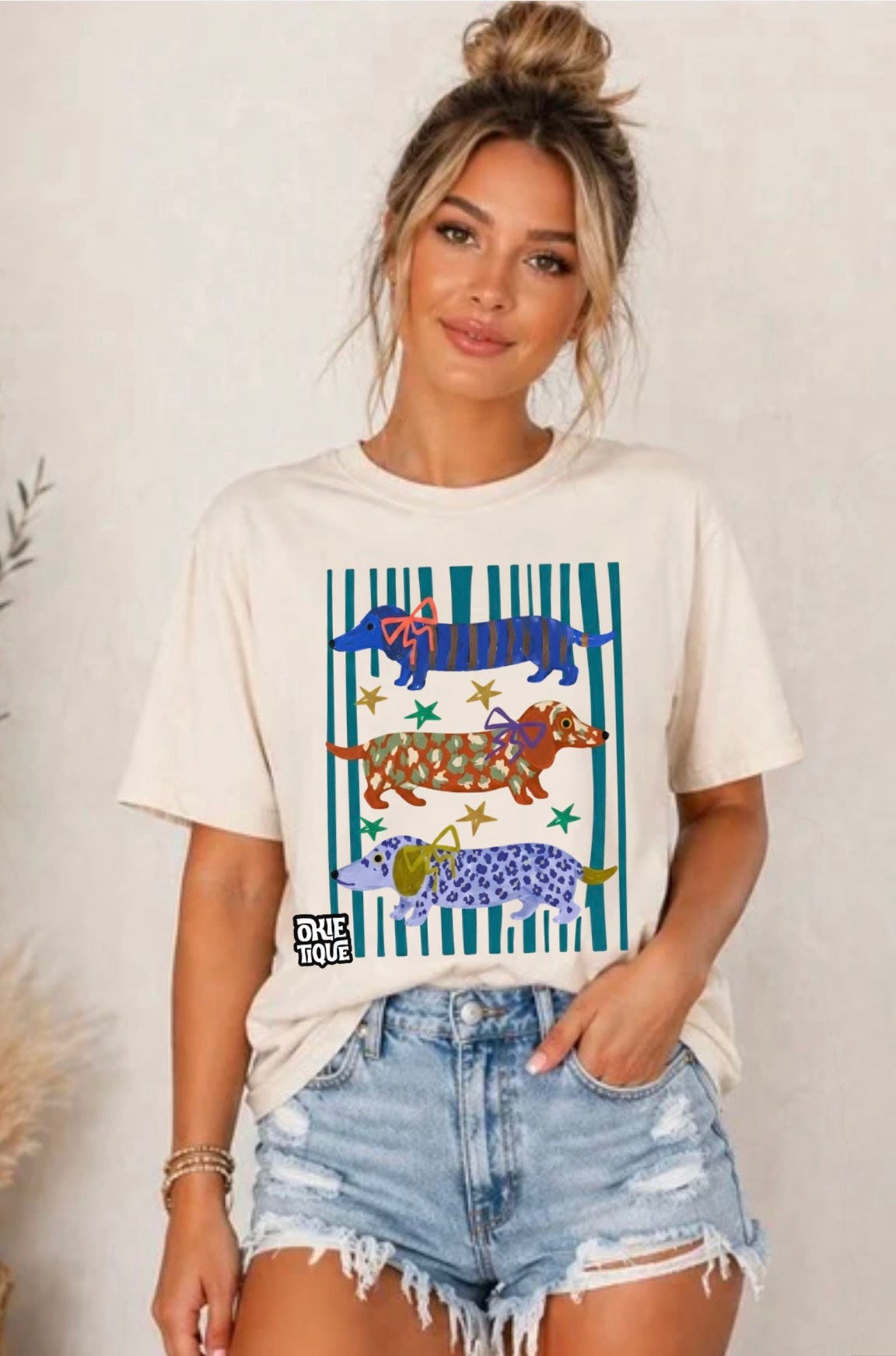 Coquette Weiner Dog (Blue Tones)