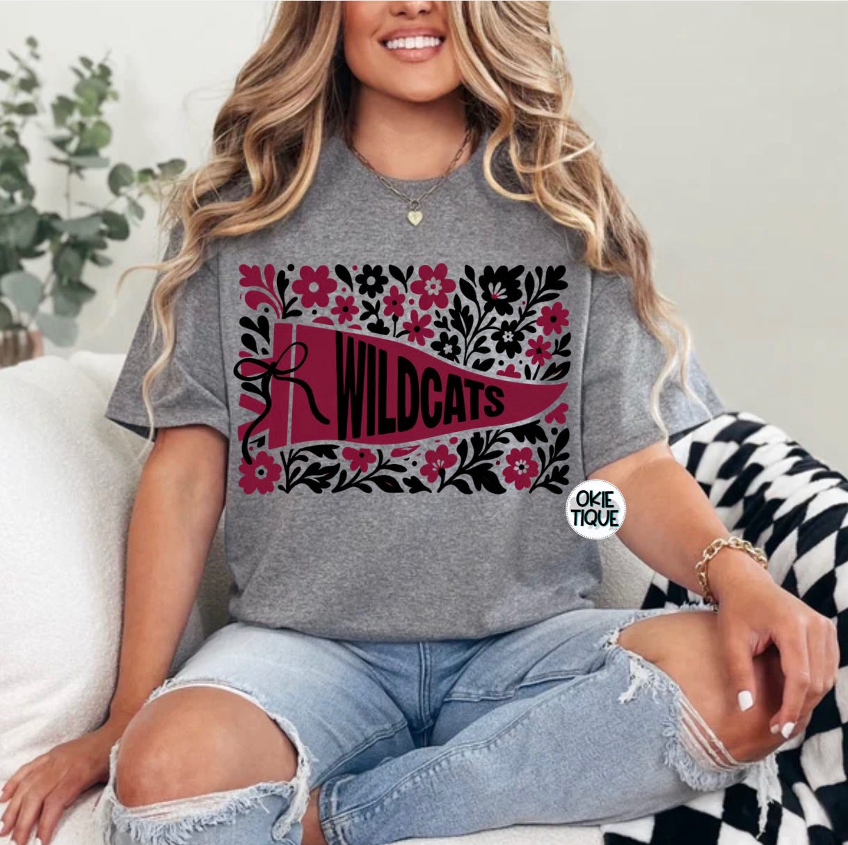 Wildcats Floral Flag